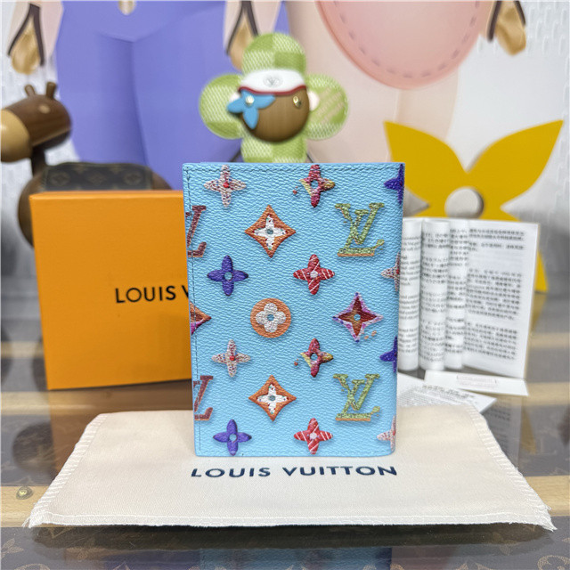 Passport Cover M28040 Blueberry-5.jpg