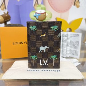 Passport Cover x The Darjeeling Limited N40872-1.jpg