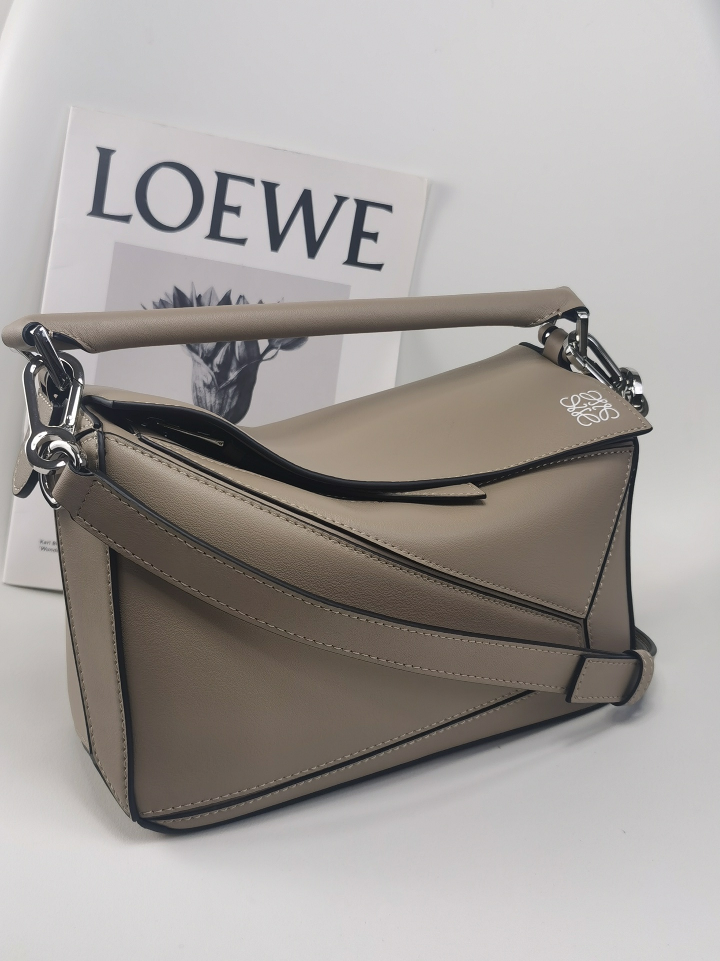 loewe taupe 2