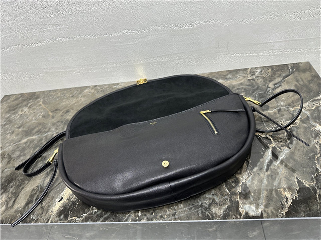 Halfmoon Soft Triomphe Bag 124142 Black-11.jpg