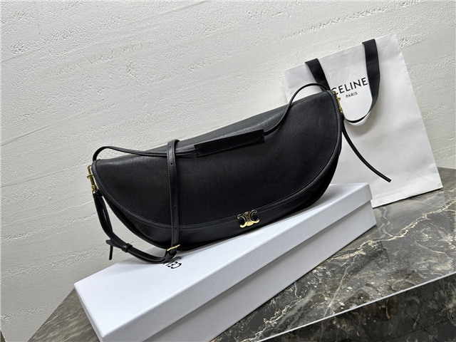 Halfmoon Soft Triomphe Bag 124142 Black-14.jpg
