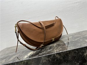 Halfmoon Soft Triomphe Bag 124142 Soft Tan-2.jpg