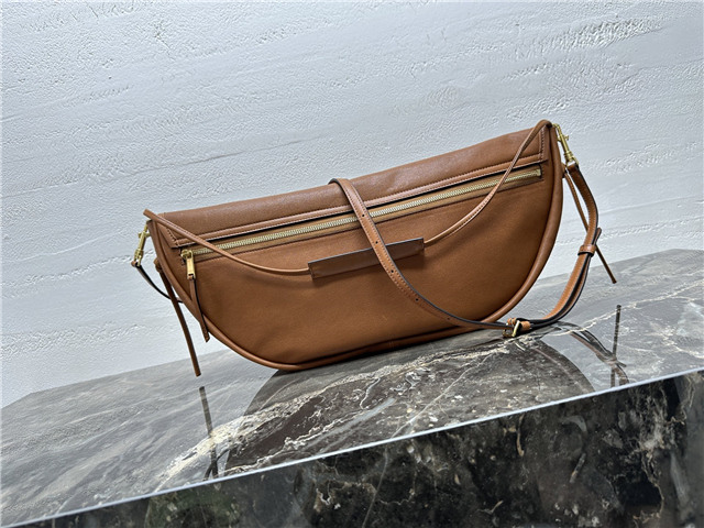 Halfmoon Soft Triomphe Bag 124142 Soft Tan-3.jpg