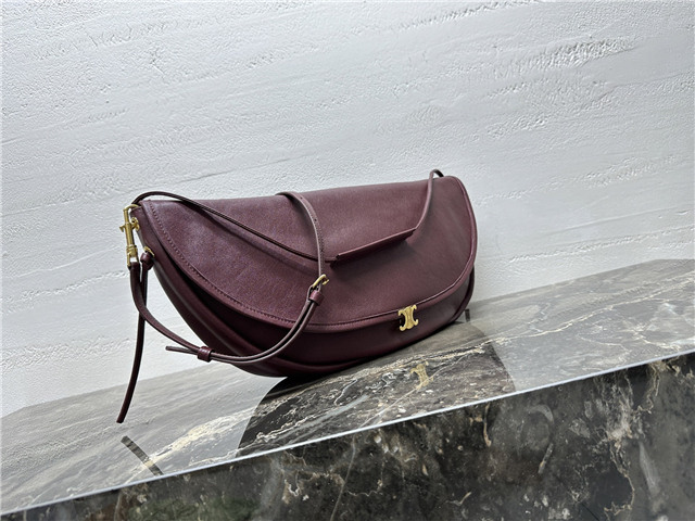 Halfmoon Soft Triomphe Bag 124142 Syrah-2.jpg