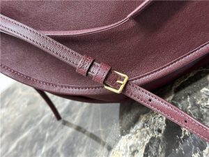 Halfmoon Soft Triomphe Bag 124142 Syrah-7.jpg