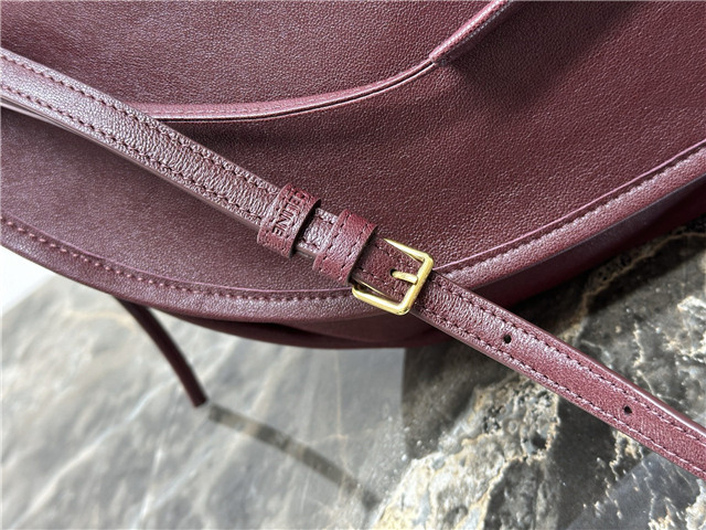 Halfmoon Soft Triomphe Bag 124142 Syrah-7.jpg