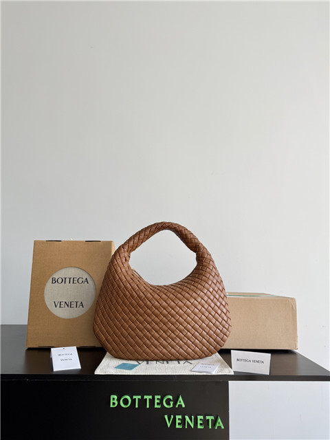 Small Veneta 856736 Amber-2.jpg