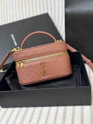 Saint Laurent Gaby Vanity Bag In Lambskin Pink