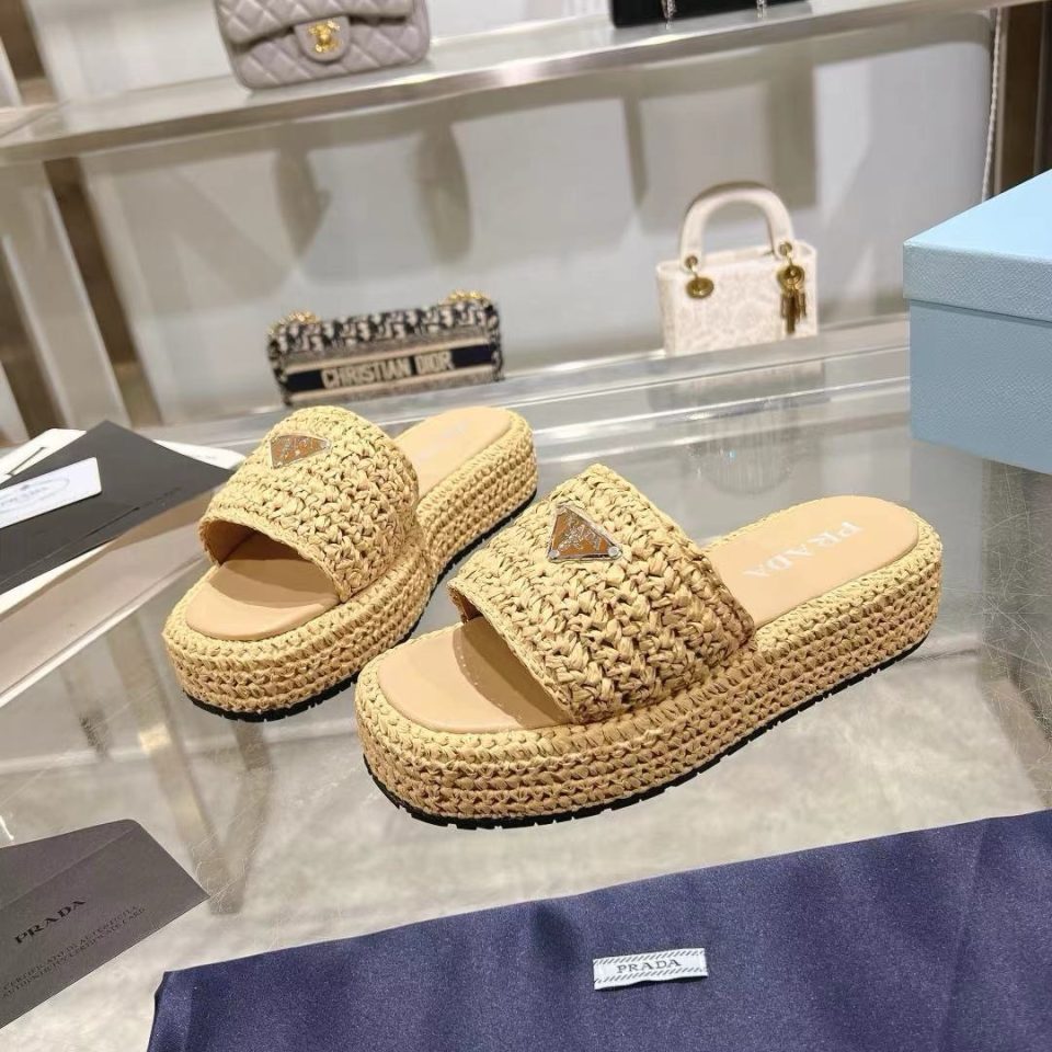 Prada Raffia Single-Band Platform Slides BGS21_X62X3