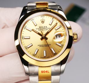 Rolex-126303-Oyster-gallery-2