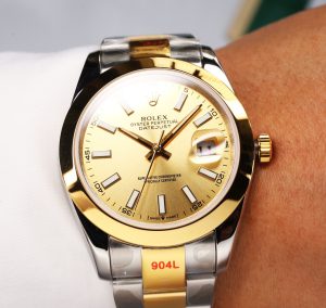 Rolex-126303-Oyster-gallery-4