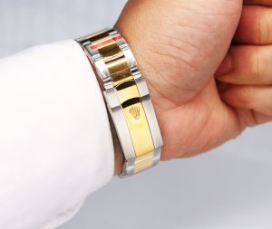 Rolex-126303-Oyster-gallery-7