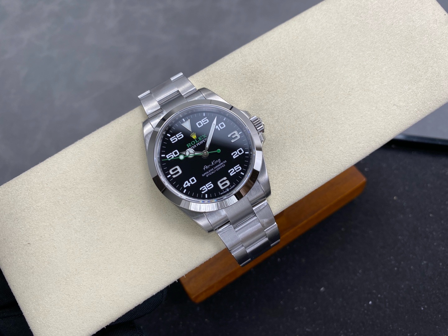 Rolex-Air-King-126900-Black-gallery-4