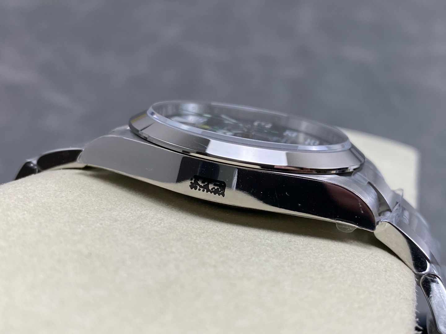 Rolex-Air-King-126900-Black-gallery-6