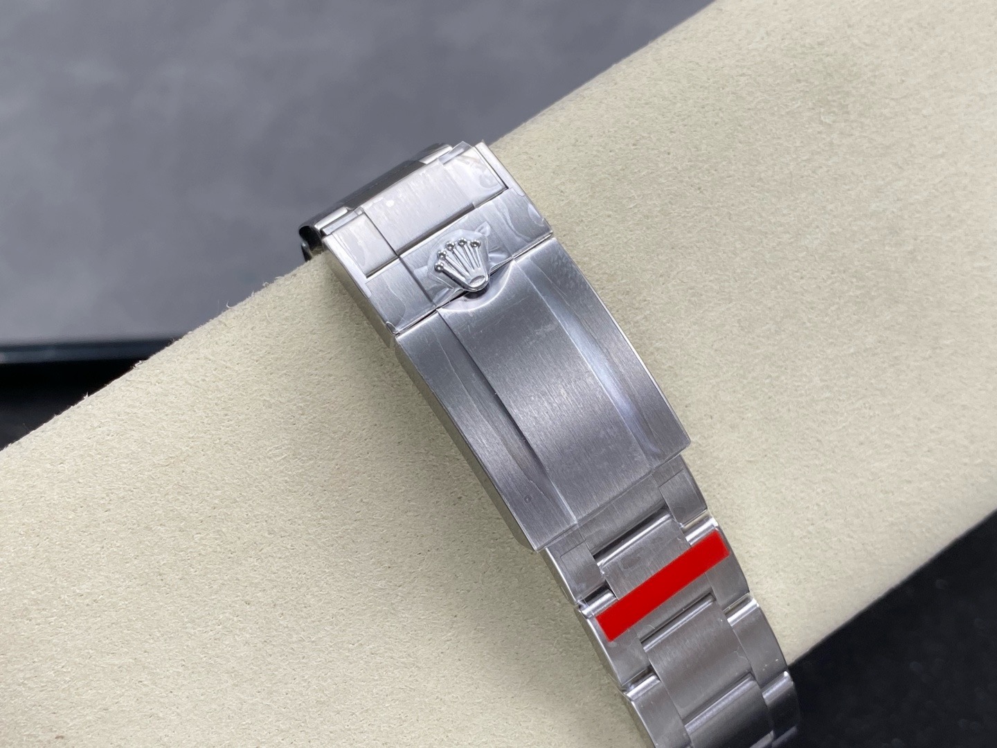 Rolex-Air-King-126900-Black-gallery-9