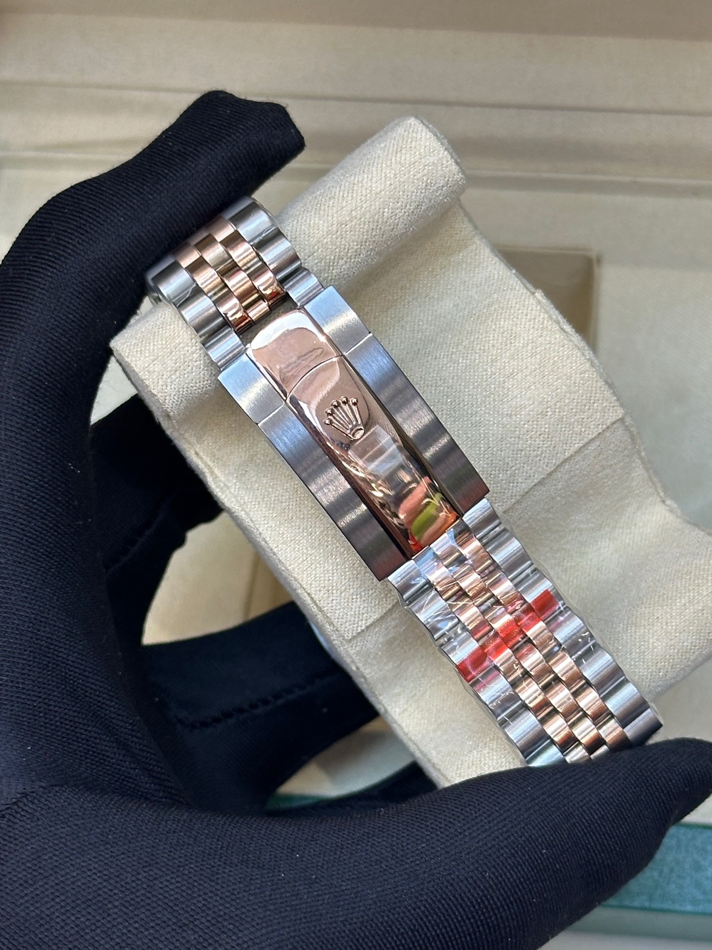 Rolex-Datejust-126233-gallery-7