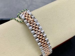 Rolex-Datejust-126301-Two-Tone-gallery-9