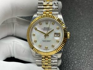 Rolex-Datejust-126333-Mother-Of-Pearl-gallery-3