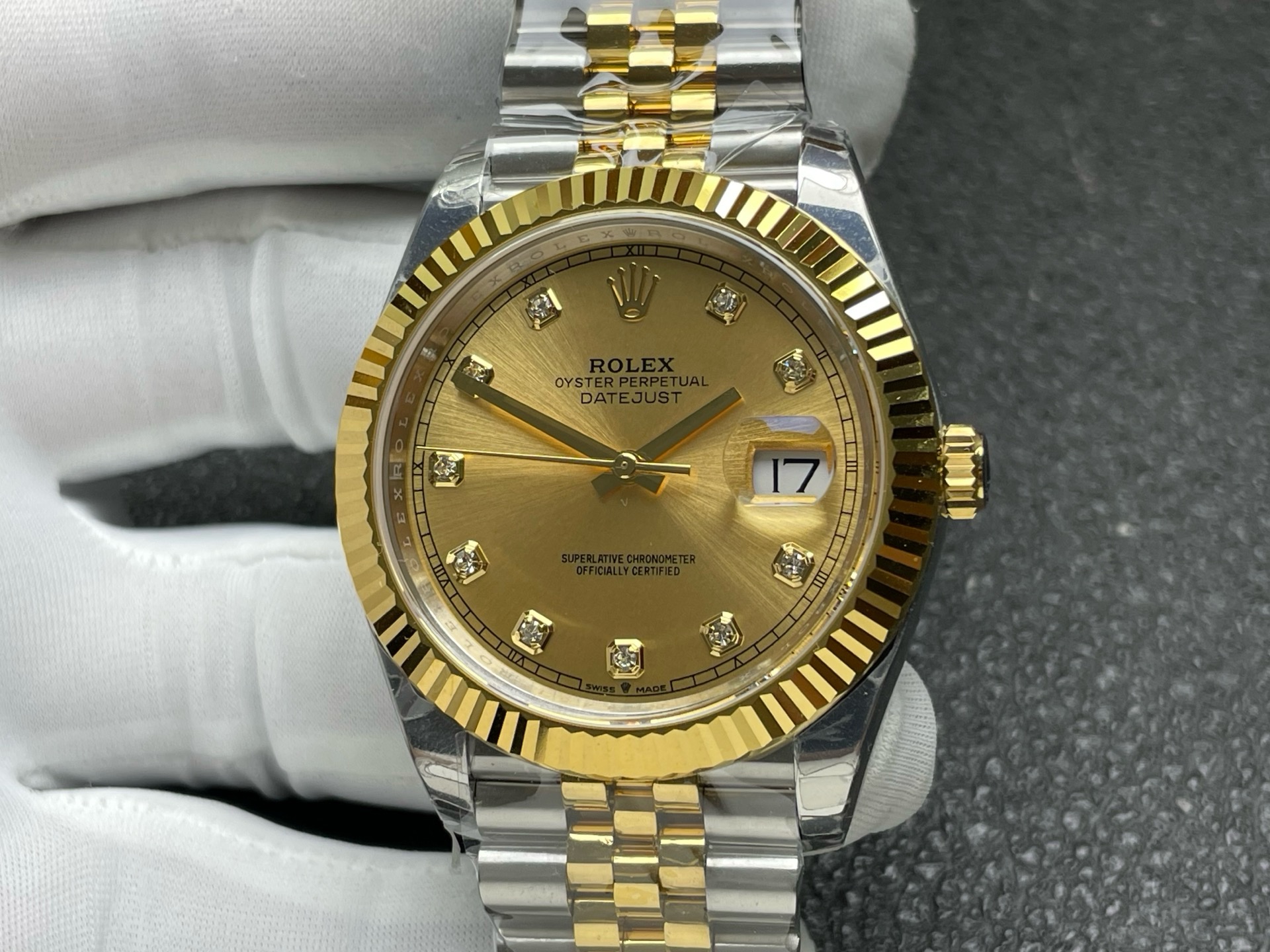 Rolex-Datejust-36-Gold-126233-Jubilee-gallery-3