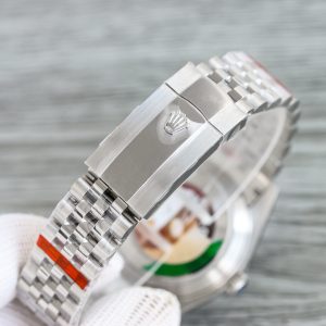 Rolex-Datejust-Champagne-Dial-gallery-8