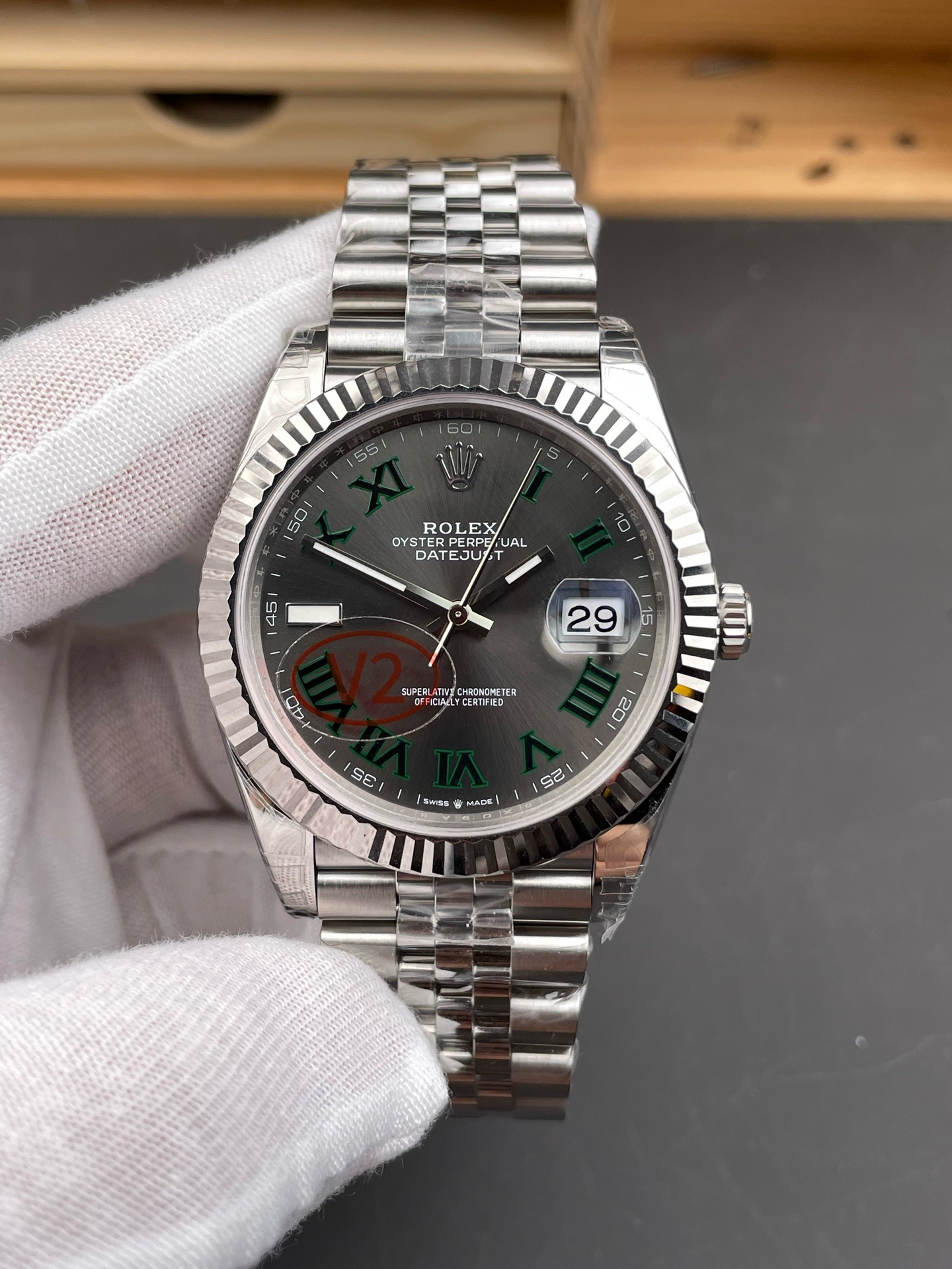 Rolex-Datejust-II-Perpetual-Grey-Roman-Dial-126300Jubilee-cover-1