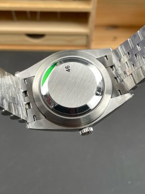 Rolex-Datejust-II-Perpetual-Grey-Roman-Dial-126300Jubilee-gallery-10