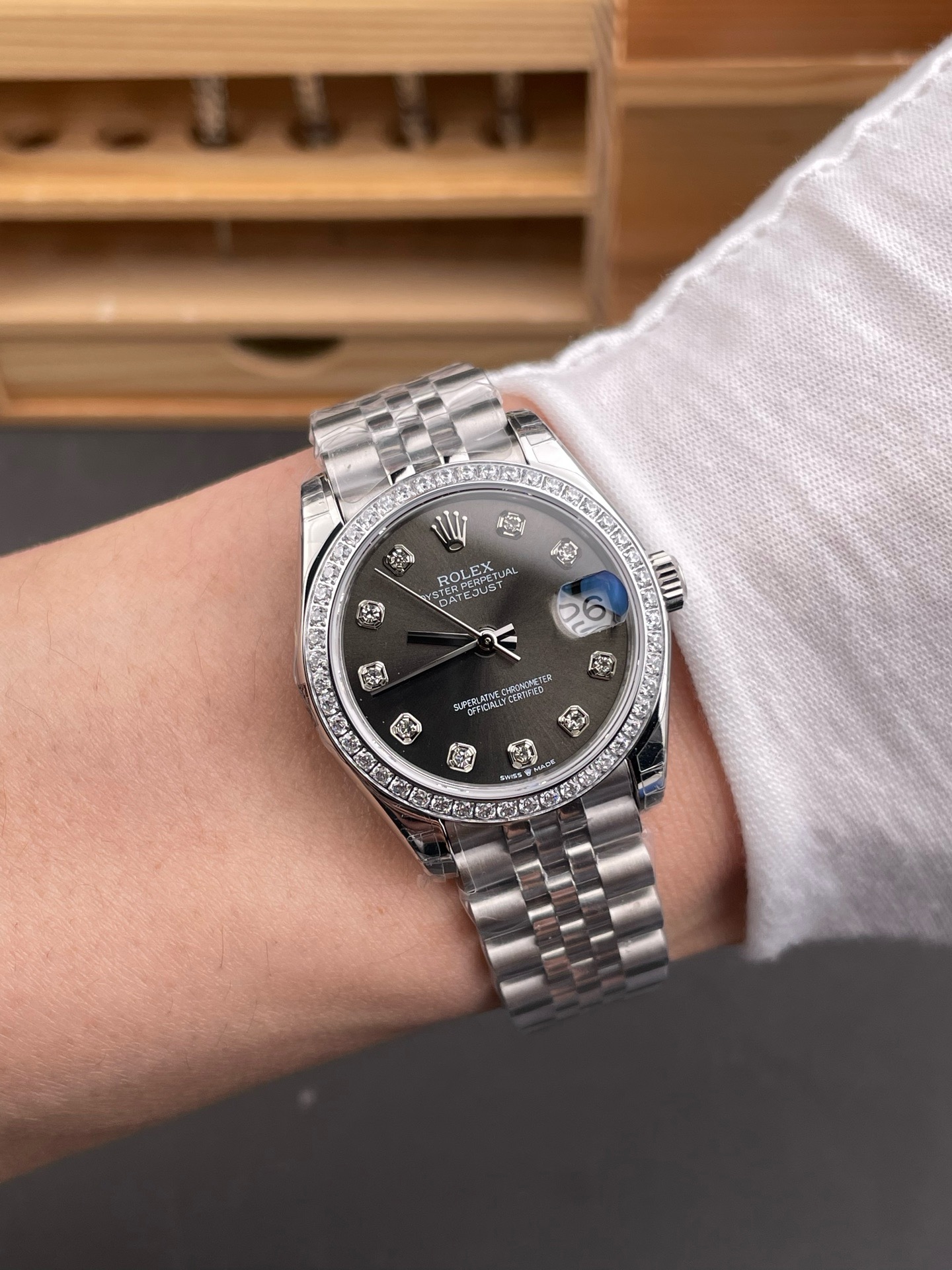 Rolex-Datejust-Jubilee-Diamond-gallery-9