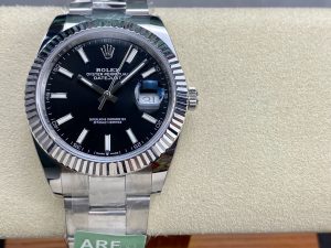 Rolex-Datejust-Oyster-126334-White-Gold-cover-1