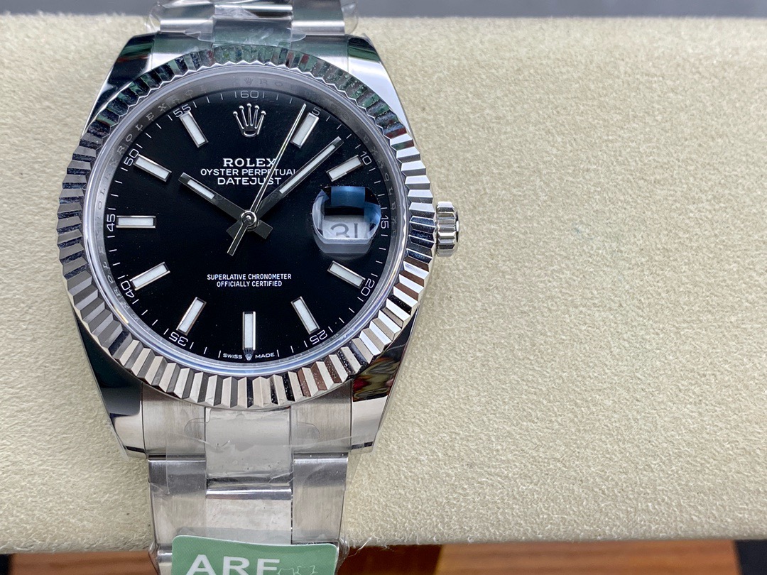 Rolex-Datejust-Oyster-126334-White-Gold-cover-1