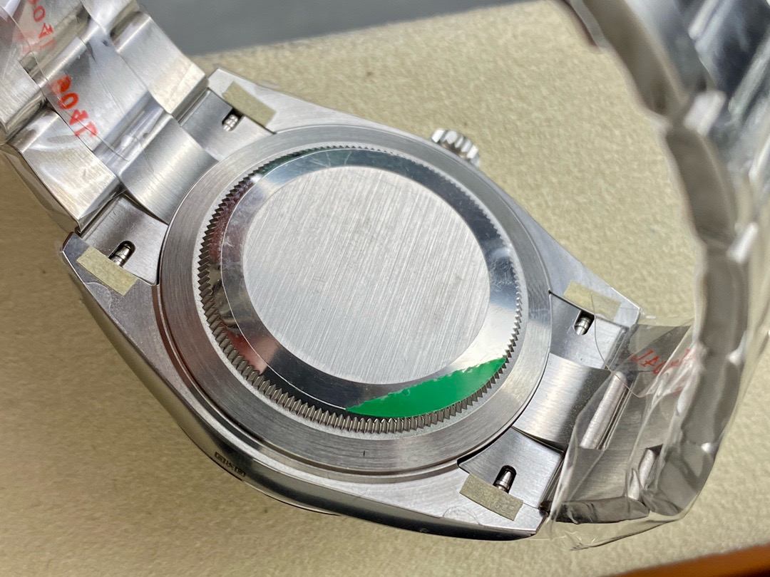 Rolex-Datejust-Oyster-126334-White-Gold-gallery-7