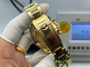 Rolex-Daytona-Cosmograph-Yellow-Gold-Dial-116528-Oyster-gallery-7