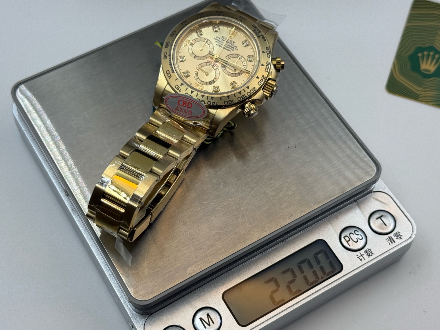 Rolex-Daytona-Cosmograph-Yellow-Gold-Dial-116528-Oyster-gallery-9