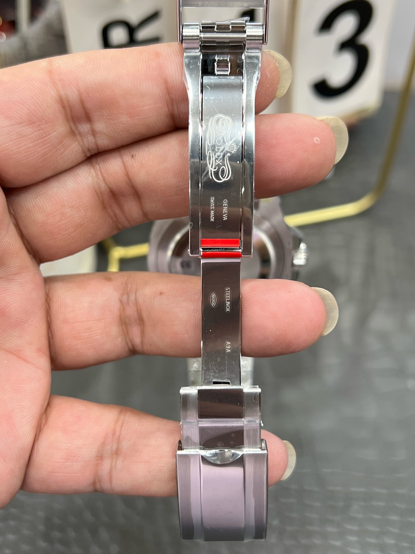 Rolex-GMT-Batman-gallery-8