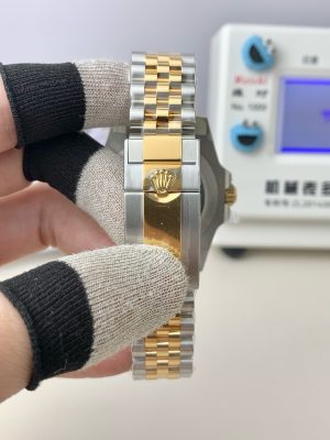 Rolex-GMT-Gold-Jubilee-gallery-5