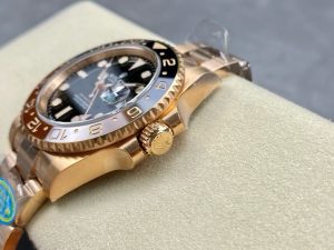 Rolex-GMT-Master-II-126715CHNR-0001-Rose-Gold-Automatic-Black-Dial-Oyster-gallery-6