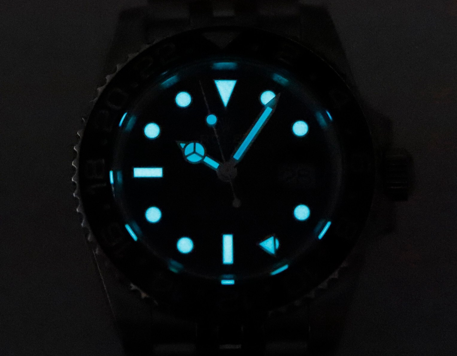 Rolex-Gmt-Master-II-Bruce-Wayne-126710GRNR-gallery-5