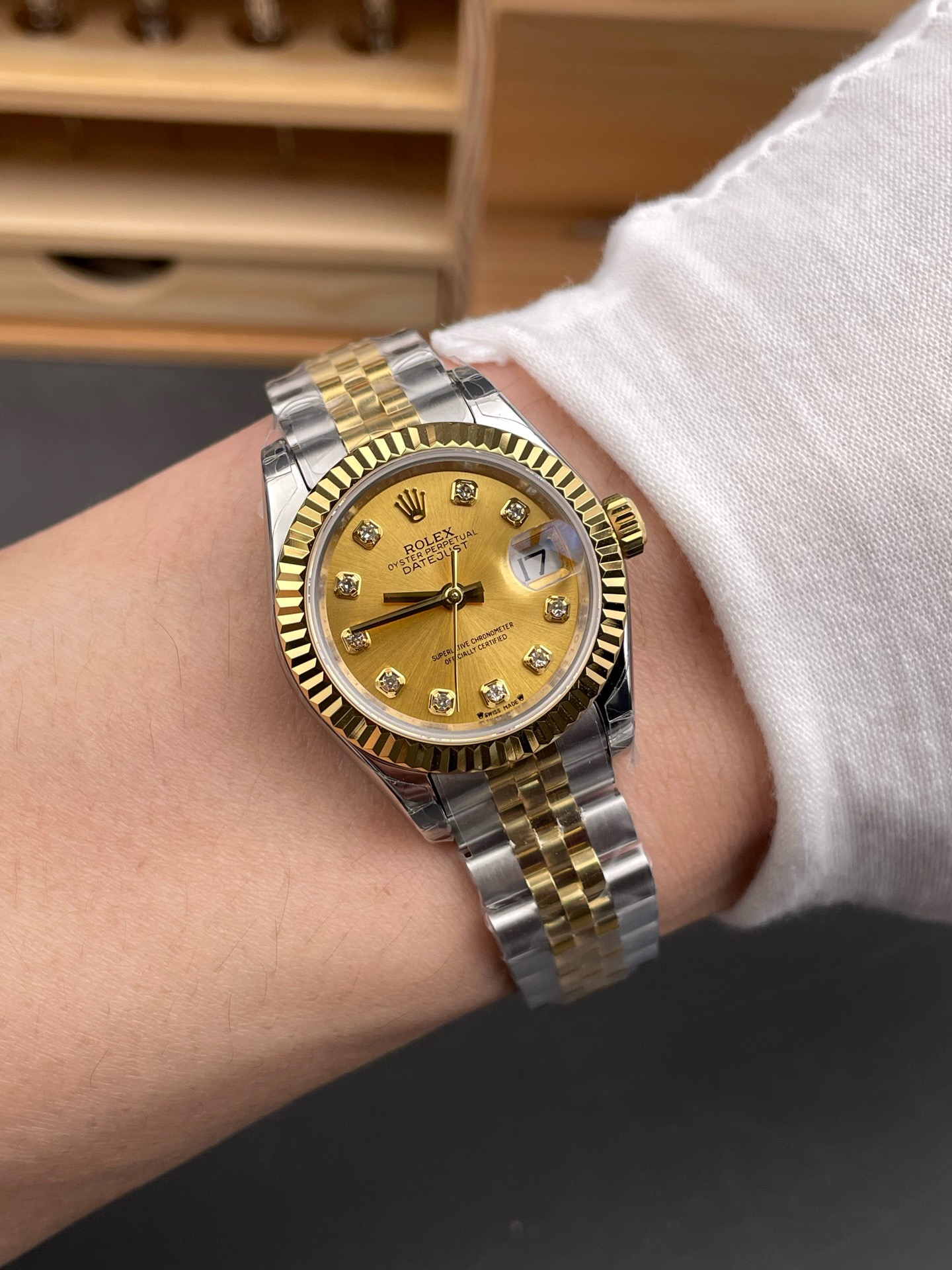 Rolex-Ladies-Datejust-31MM-gallery-9