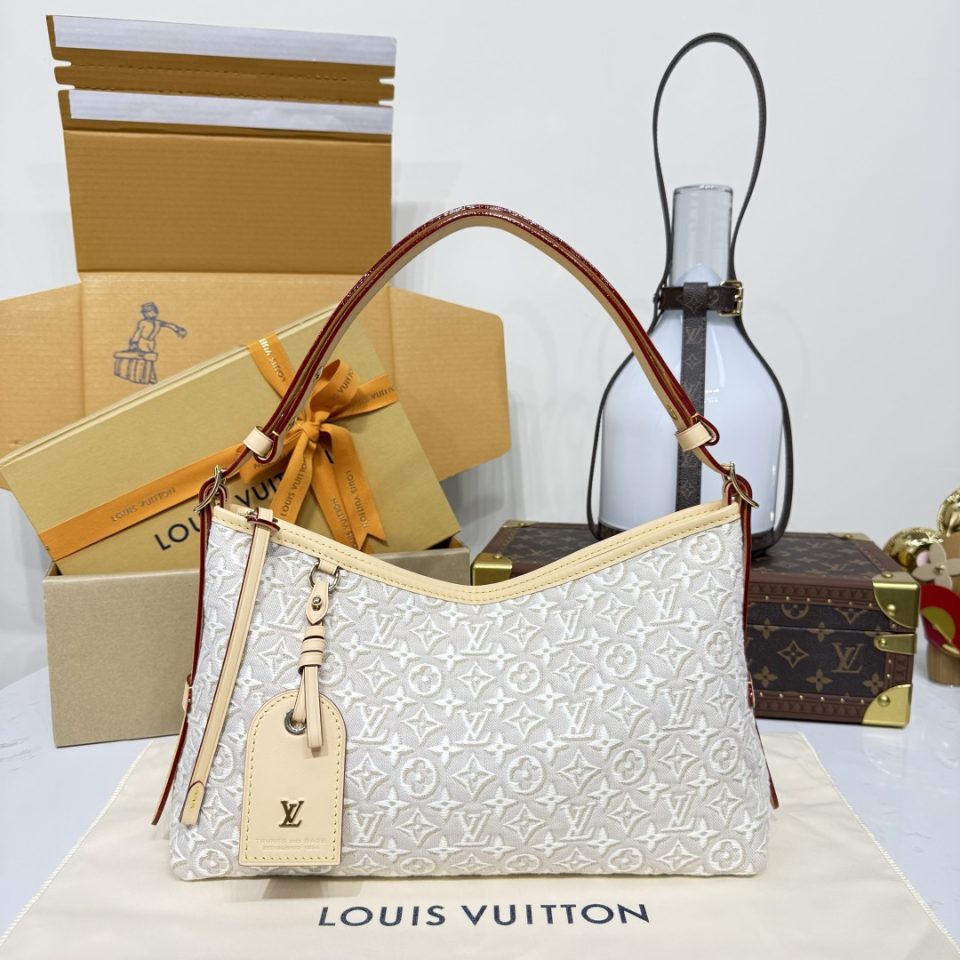 Louis Vuitton Carryall East-West - M2A136