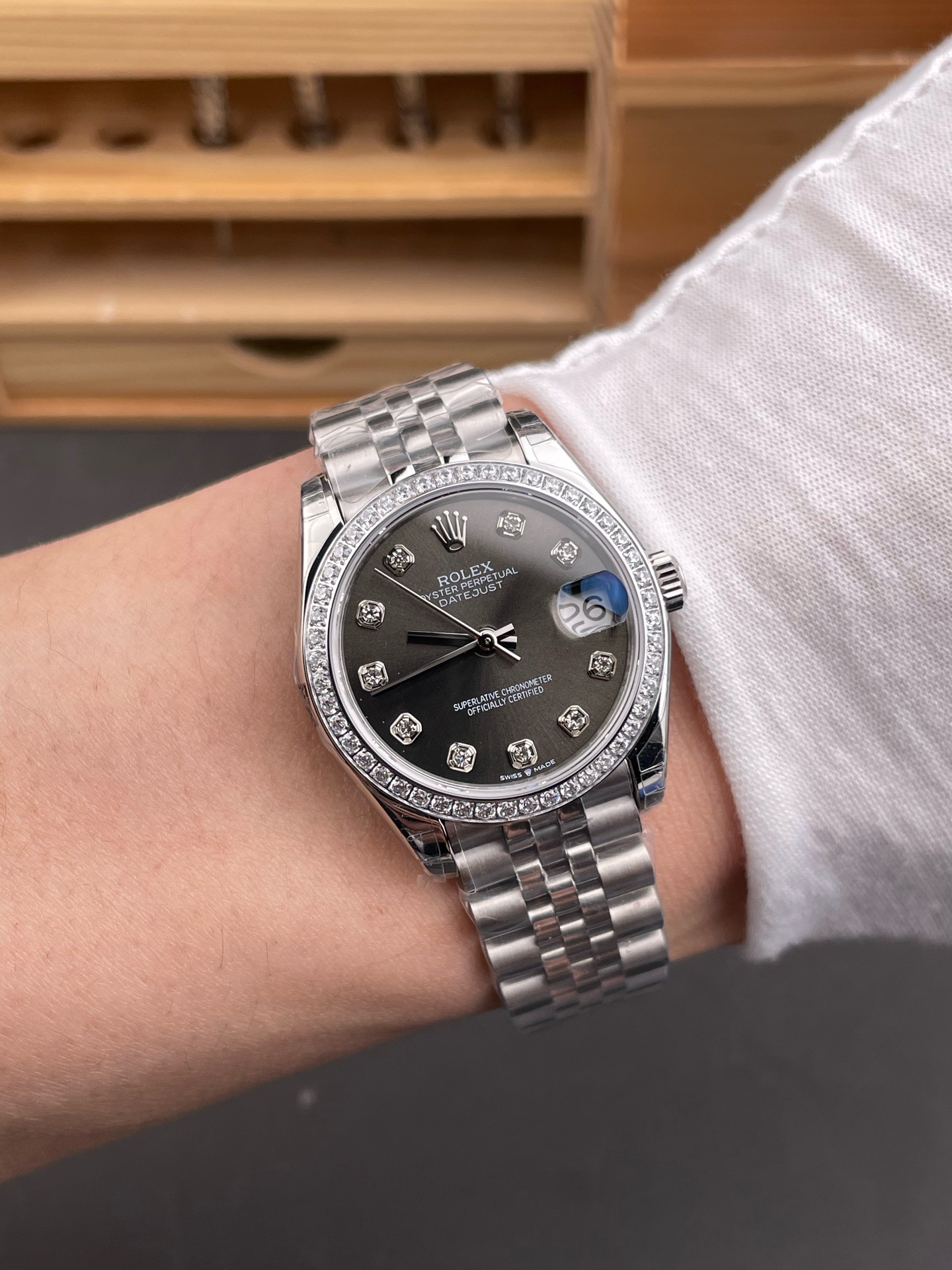 Rolex-Datejust-116234-Stainless-Steel-Black-Dial-gallery-9