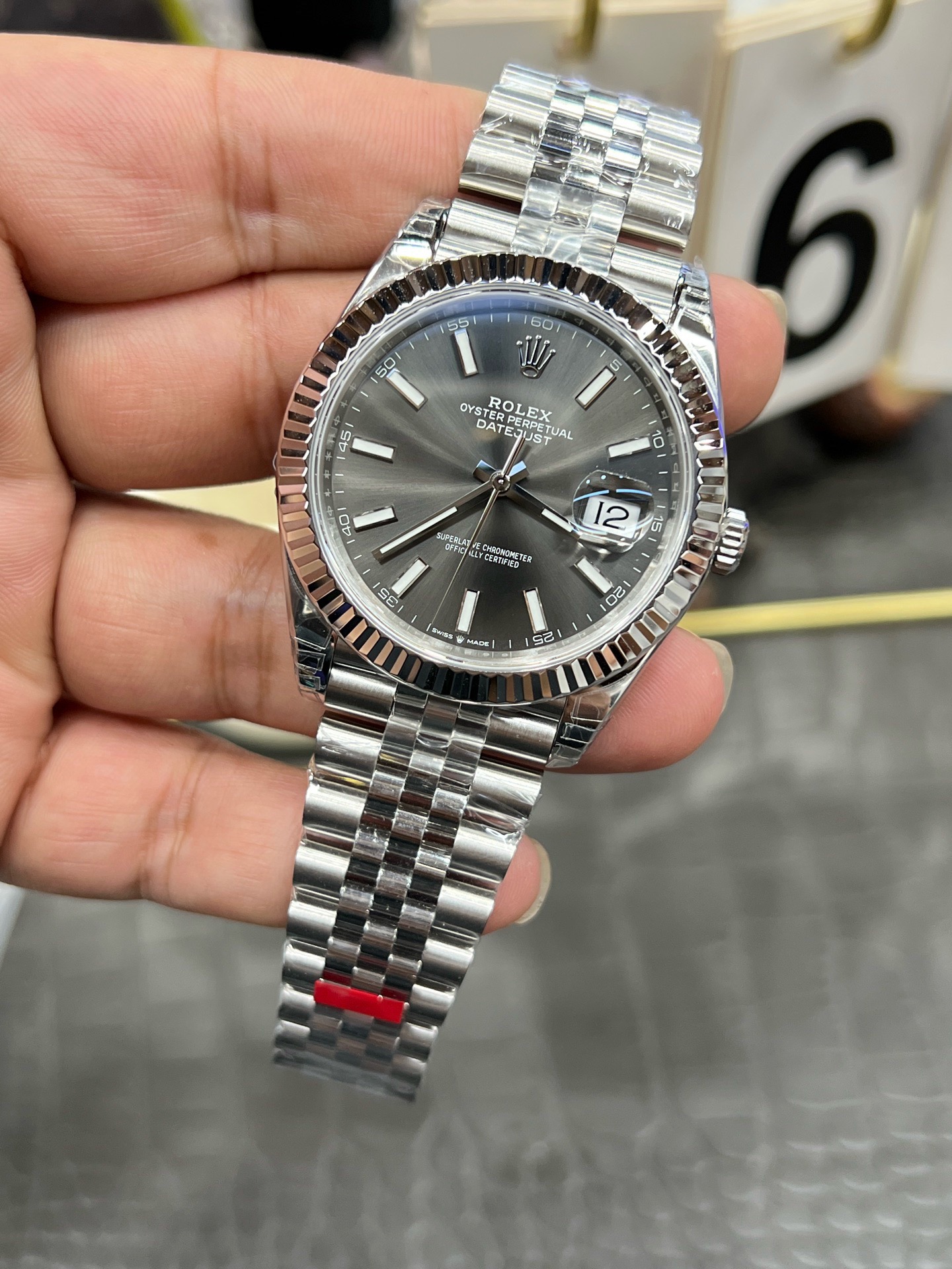 Rolex-Datejust-126231-gallery-3