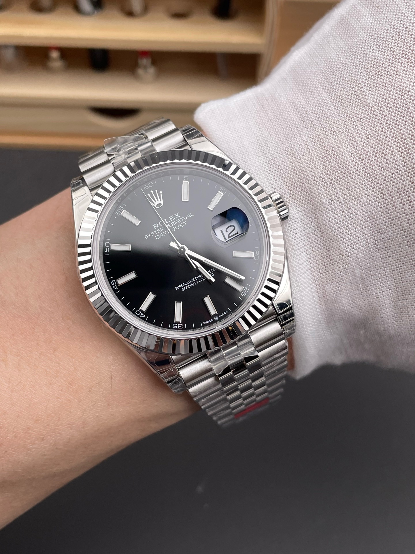Rolex-Datejust-126234-Stainless-Steel-Black-Dial-gallery-9