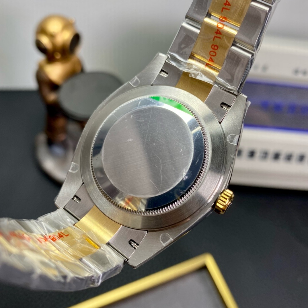 Rolex-Datejust-126333-0011-Champagne-Dial-gallery-7