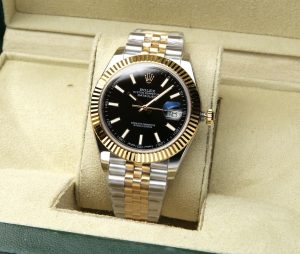 Rolex-Datejust-126333-Yellow-Gold-and-Steel-Black-Dial-Jubilee-cover-1