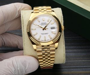 Rolex-Datejust-126333-Yellow-Gold-and-Steel-Black-Dial-Jubilee-gallery-4