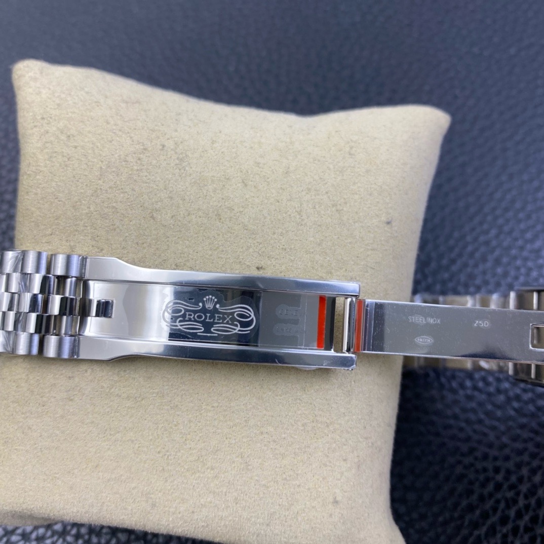 Rolex-Datejust-178240-0037-Midsize-Blue-Steel-gallery-9