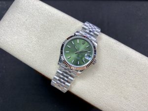 Rolex-Datejust-36-Mint-Green-Dial-gallery-4