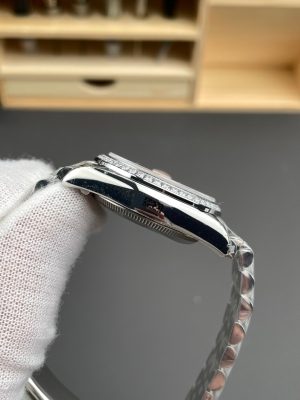 Rolex-Datejust-Diamond-Bezel-Pink-Dial-116244-Oyster-gallery-6