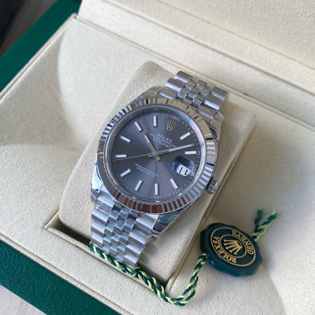 Rolex-Datejust-Grey-Dial-gallery-3