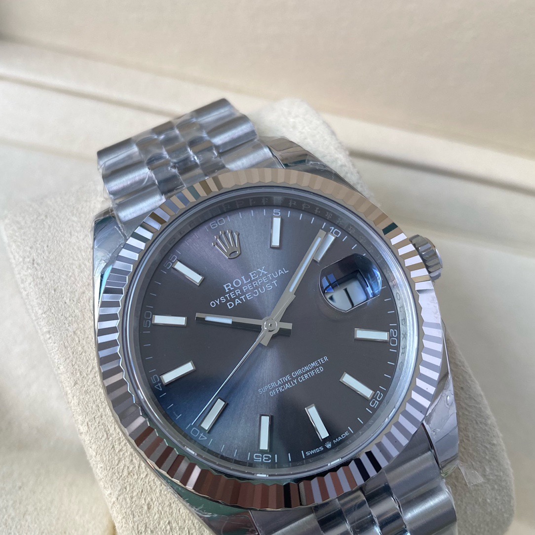 Rolex-Datejust-Grey-Dial-gallery-5