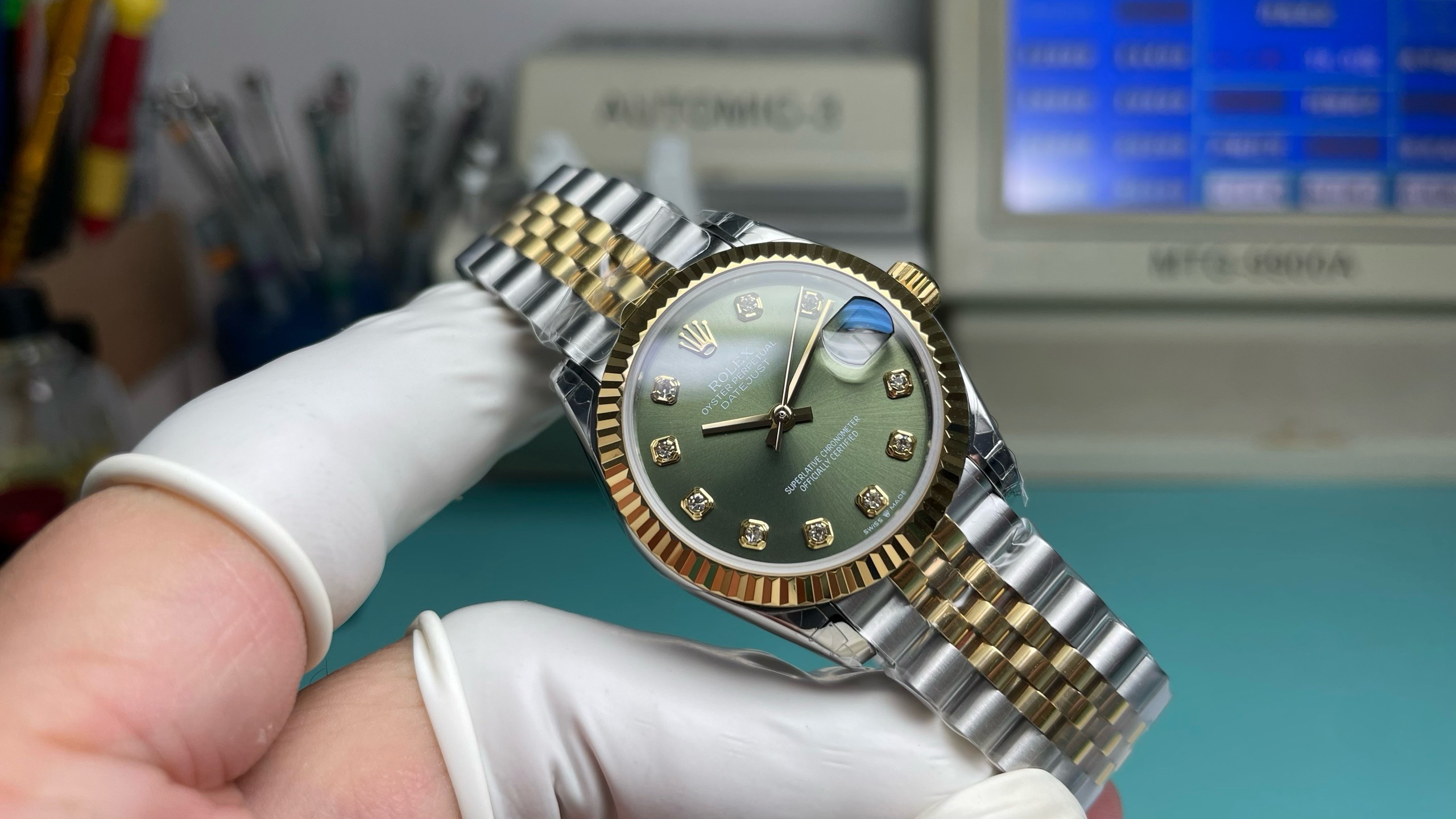 Rolex-Datejust-Olive-Green-gallery-2